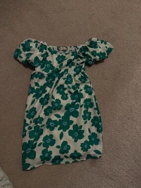 Altar'd State Green Floral Puff-Sleeve Casual Dress